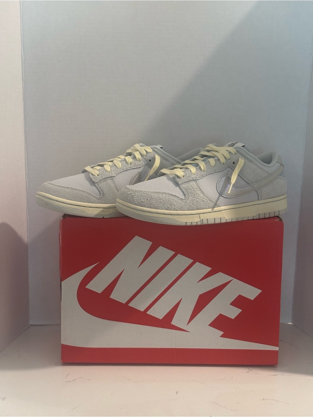 Nike Men’s Low-Top Sneakers - Light Gray with Cream Laces